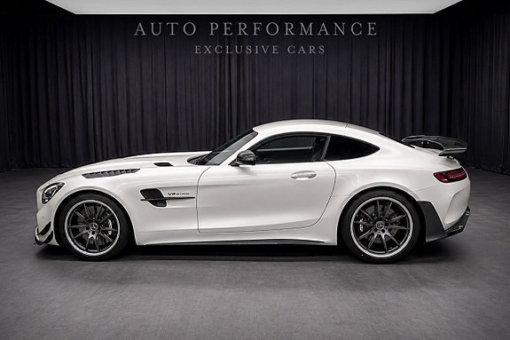 Mercedes-Benz AMG GT R 2 of 12