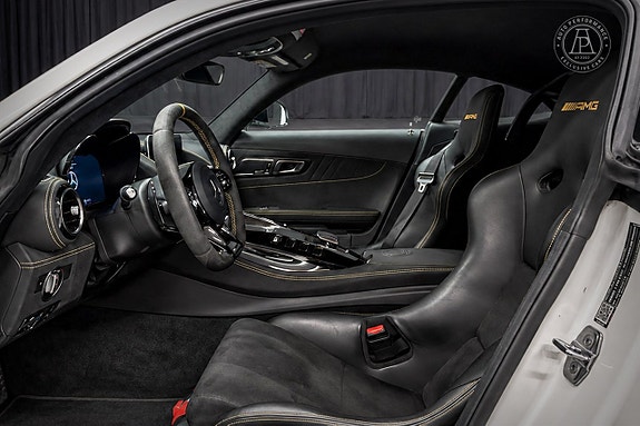 Mercedes-Benz AMG GT R 8 of 12
