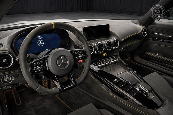 Mercedes-Benz AMG GT R 10 of 12