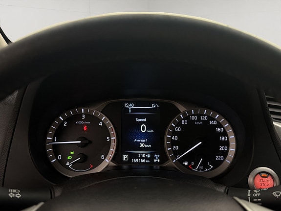 Nissan Navara 21 of 30