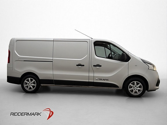 Renault Trafic 2 of 30