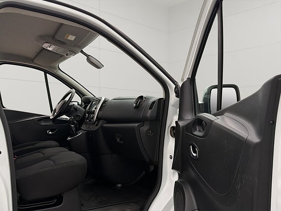 Renault Trafic 29 of 30