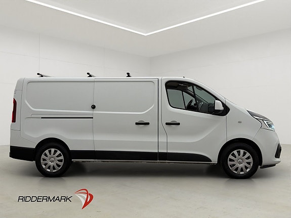 Renault Trafic 2 of 30