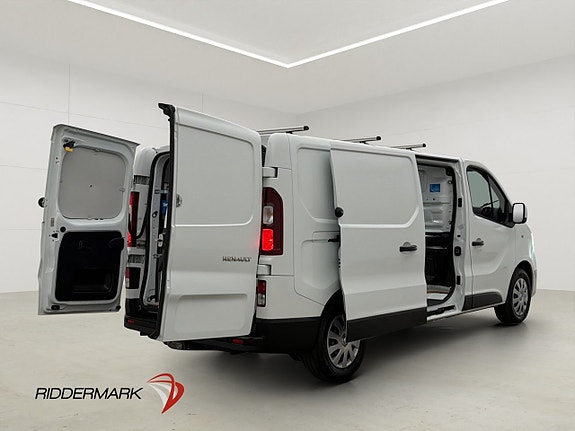 Renault Trafic 12 of 30
