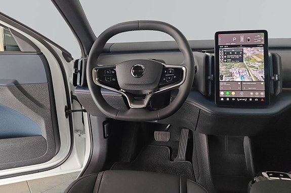 Volvo EX30 11 of 17