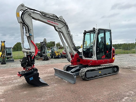 Takeuchi TB370 3 of 3