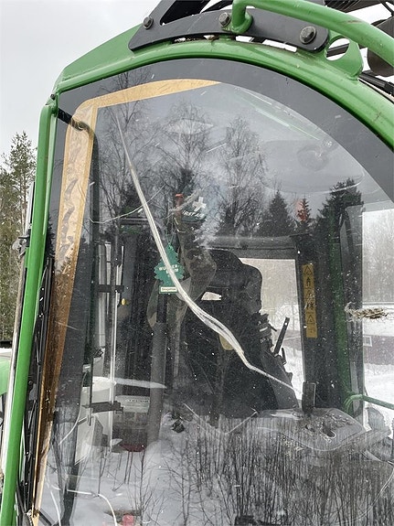 John Deere 1270G 9 of 21