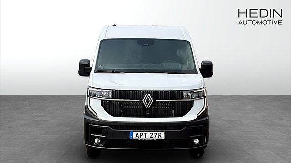 Renault Master 8 of 12