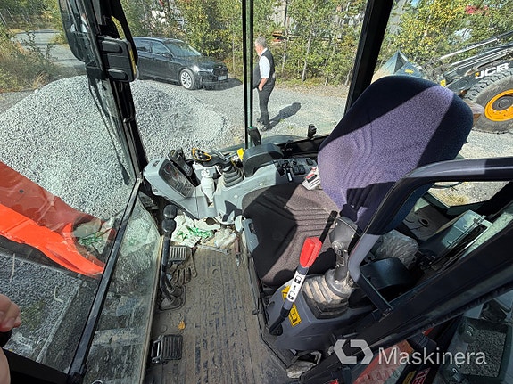 Grävmaskin Kubota U27-4 10 of 27
