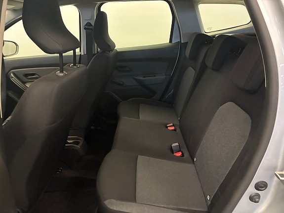 Dacia Duster 11 of 13