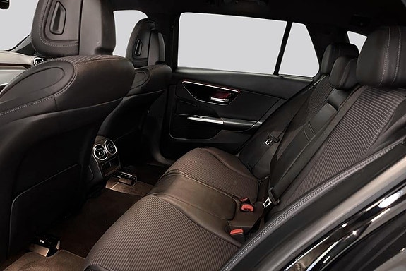 Mercedes-Benz C300 e 9 of 14