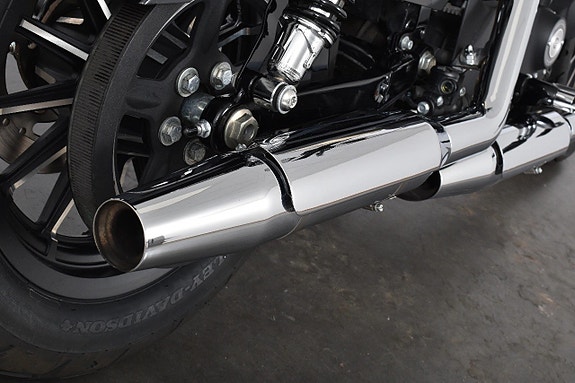 Harley-Davidson Sportster XL883N Iron ABS Nyservad 14 of 18