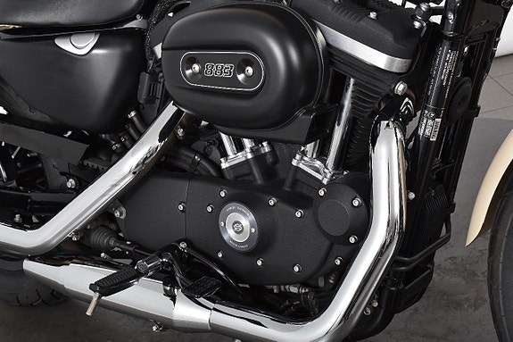Harley-Davidson Sportster XL883N Iron ABS Nyservad 13 of 18