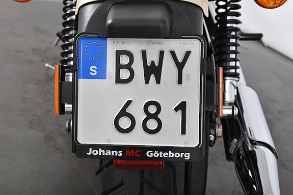 Harley-Davidson Sportster XL883N Iron ABS Nyservad 10 of 18