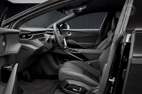 Lotus Eletre 7 of 11
