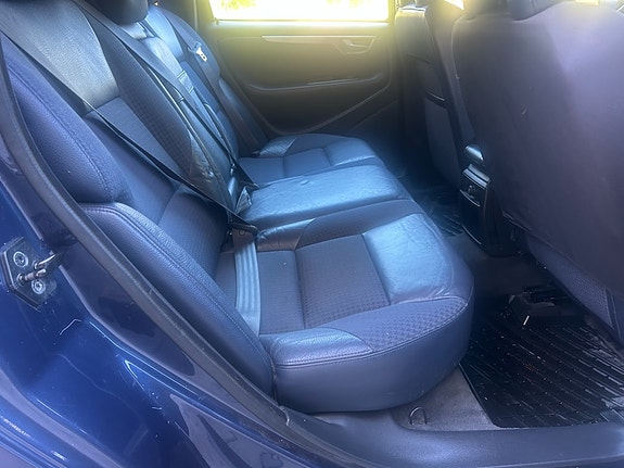 Volvo V70 6 of 6