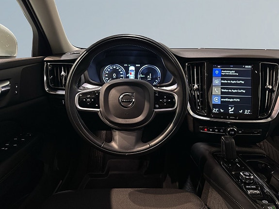 Volvo V60 9 of 23