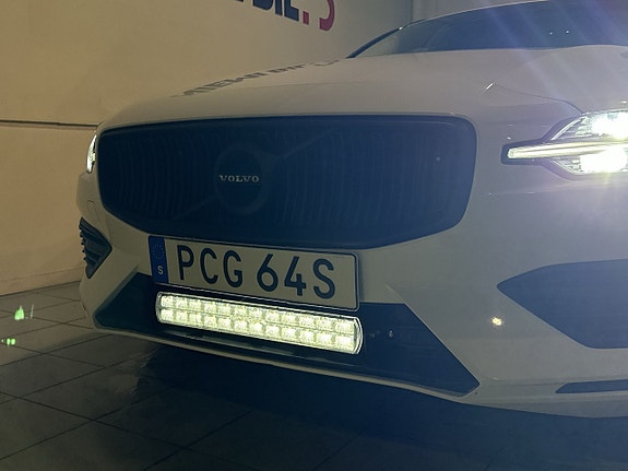 Volvo V60 19 of 23