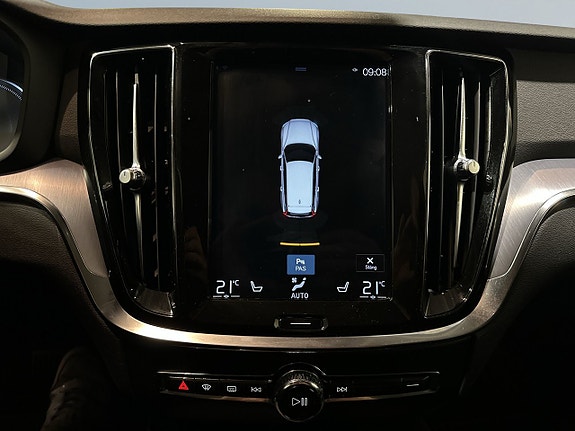 Volvo V60 11 of 23