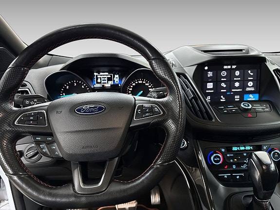 Ford Kuga 15 of 20