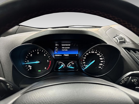 Ford Kuga 16 of 20