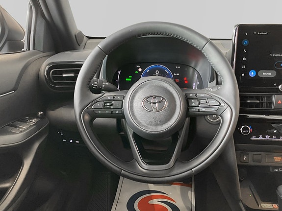 Toyota Yaris Cross 9 of 11