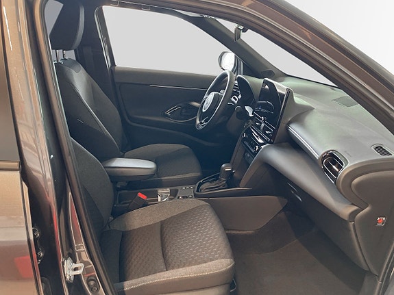 Toyota Yaris Cross 6 of 11
