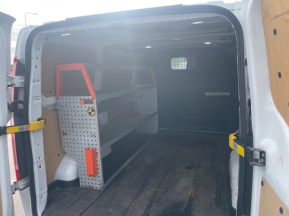 Ford Transit Custom 7 of 7
