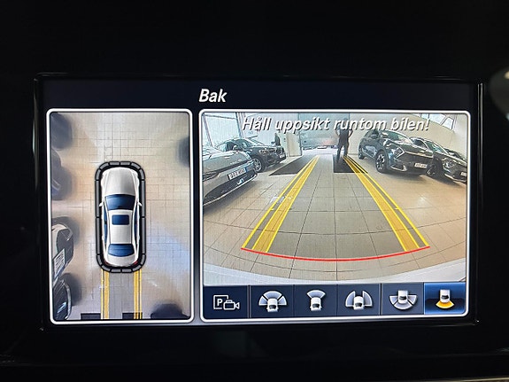 Mercedes-Benz E220 d 13 of 16