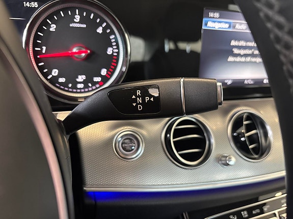 Mercedes-Benz E220 d 12 of 16