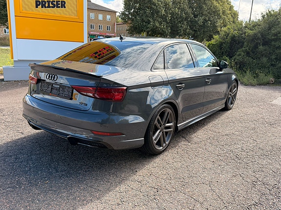 Audi A3 5 of 22