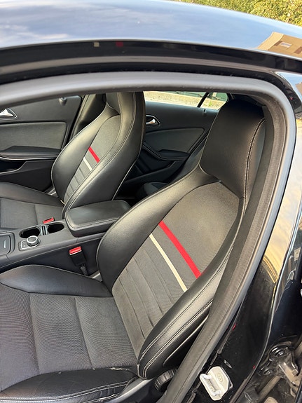 Mercedes-Benz A180 6 of 7