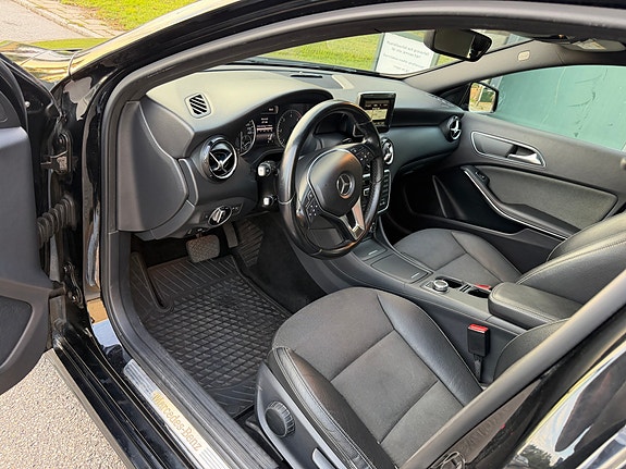 Mercedes-Benz A180 7 of 7