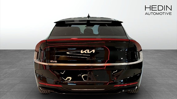Kia EV6 7 of 9