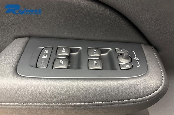 Volvo V60 19 of 23