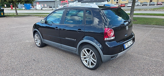 Volkswagen Polo Cross 2 of 10