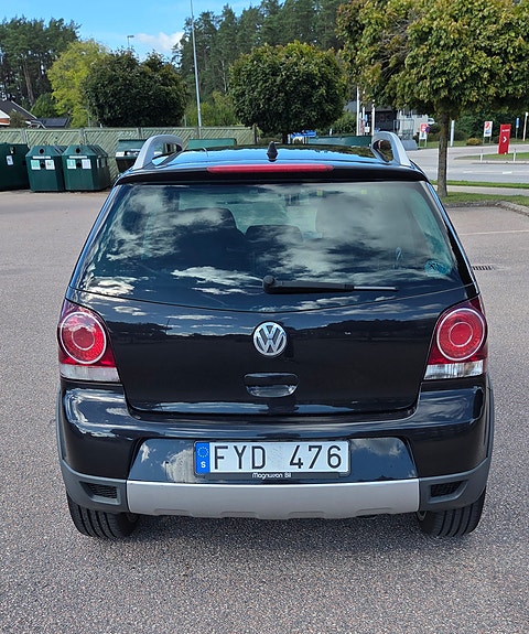 Volkswagen Polo Cross 3 of 10