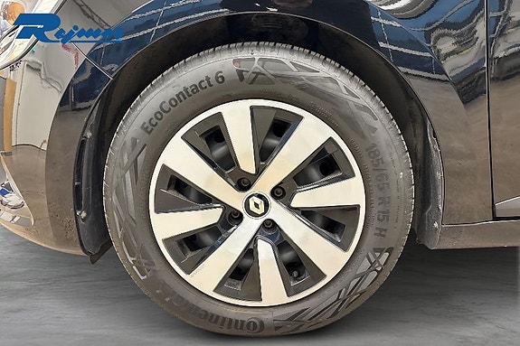 Renault Clio 9 of 18