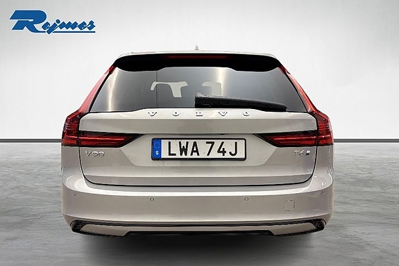 Volvo V90 5 of 22