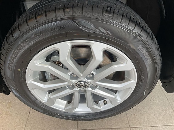 Toyota Corolla Cross 11 of 14