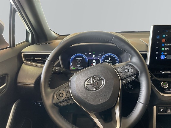 Toyota Corolla Cross 9 of 14