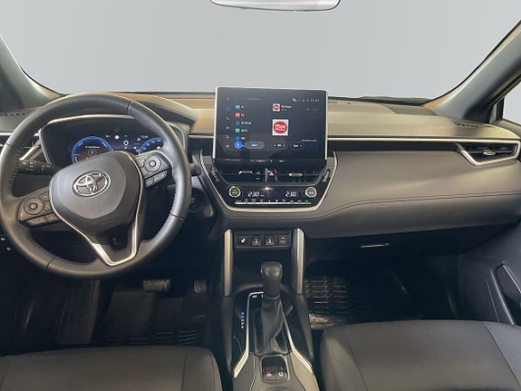 Toyota Corolla Cross 8 of 14