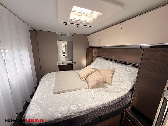 Adria ALPINA 663 HT 18 of 27