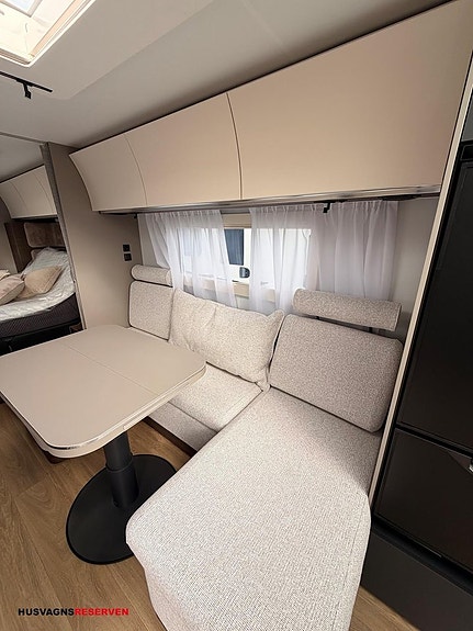 Adria ALPINA 663 HT 14 of 27