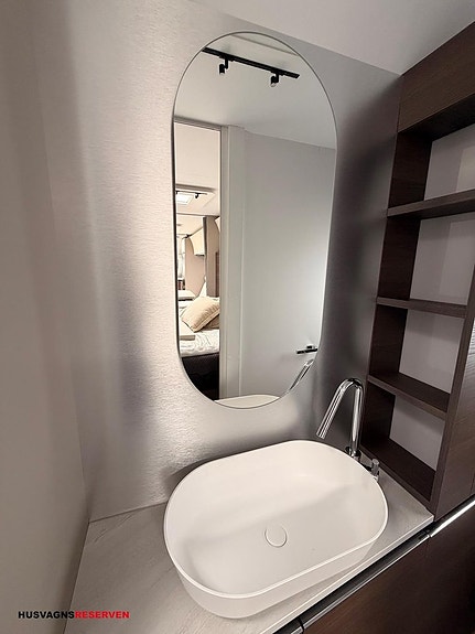 Adria ALPINA 663 HT 26 of 27