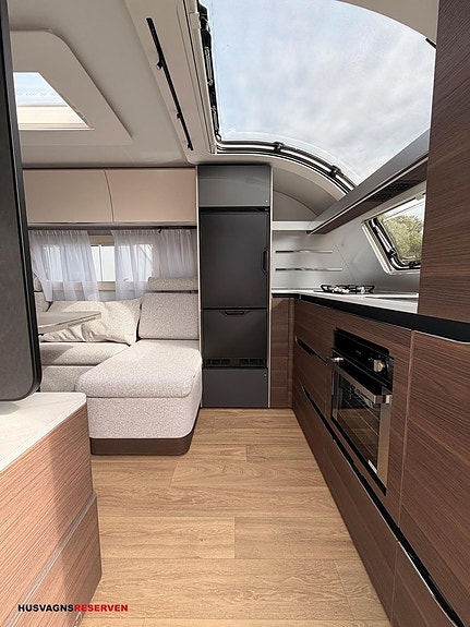 Adria ALPINA 663 HT 8 of 27