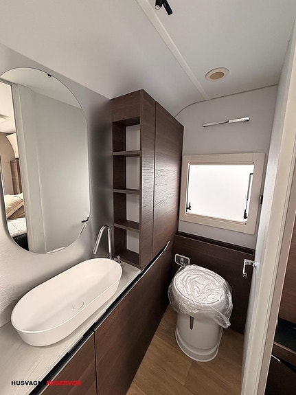 Adria ALPINA 663 HT 25 of 27