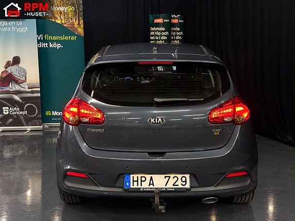 Kia Ceed 4 of 24