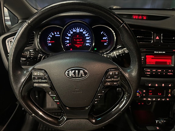 Kia Ceed 13 of 24