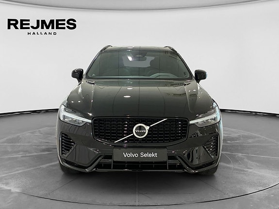 Volvo XC60 9 of 16